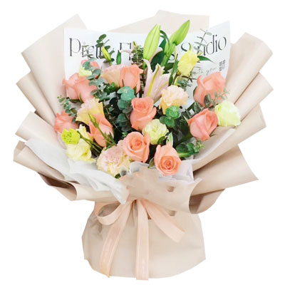 毕节11朵粉玫瑰百合，温暖与甜蜜